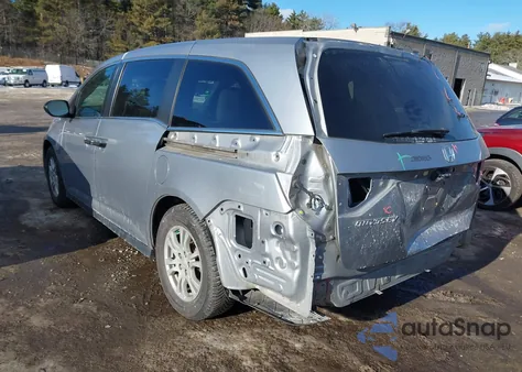 2016 Honda Odyssey Lx z USA, uszkodzony, nr VIN 5FNRL5H2XGB129117